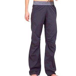 Lululemon Downtime Pant in coal size 8